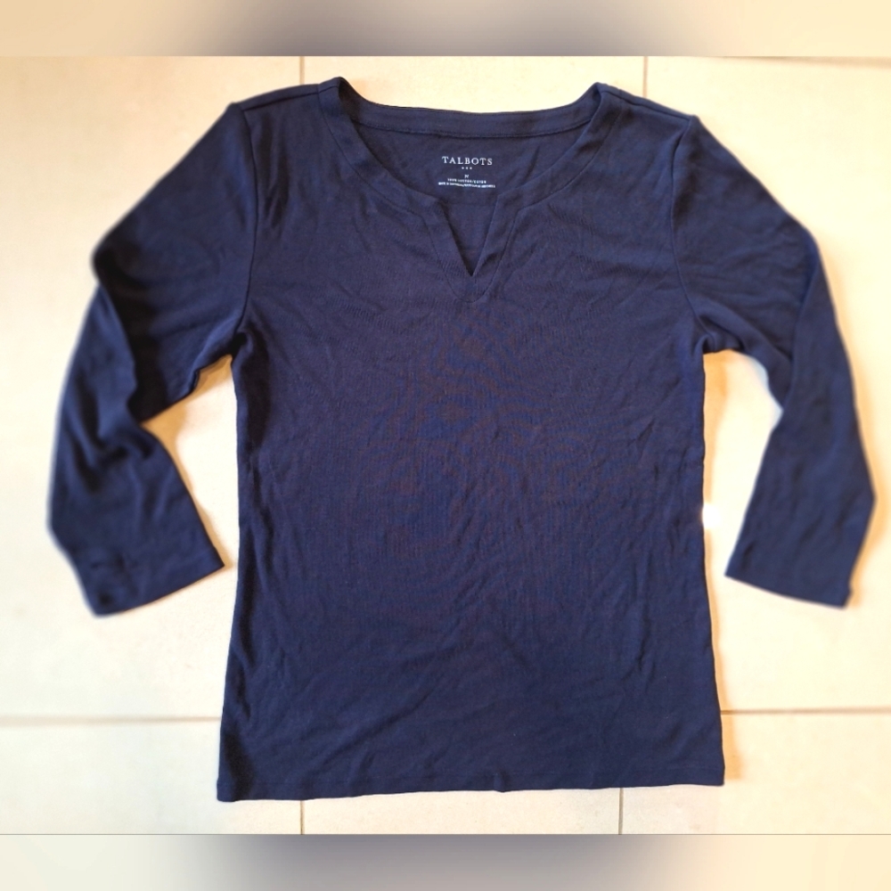 Talbots navy blue 3/4 length sleeved V-neck cotton shirt - size medium